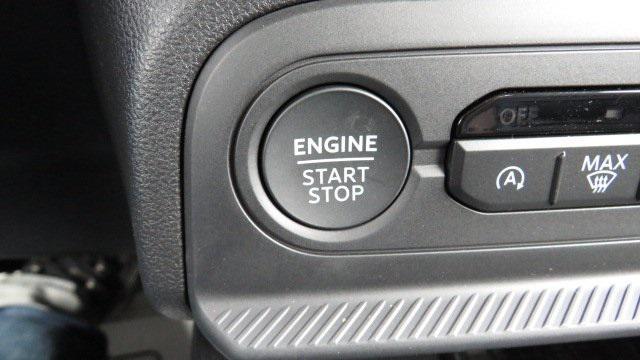 new 2025 Ford Bronco Sport car, priced at $39,919