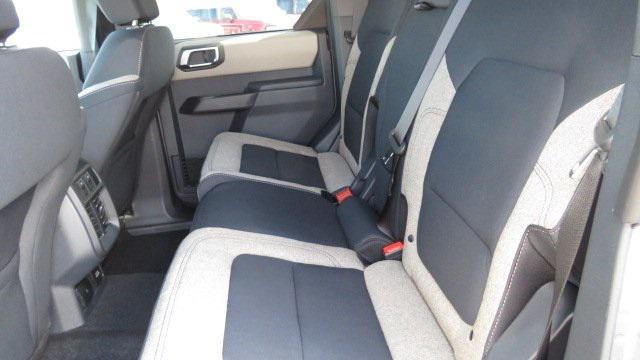 new 2025 Ford Bronco car, priced at $41,952