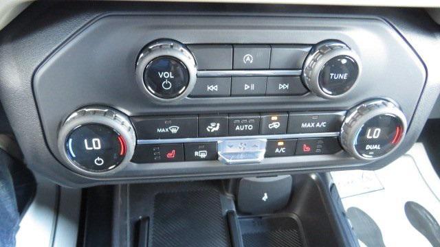 new 2025 Ford Bronco car, priced at $41,952