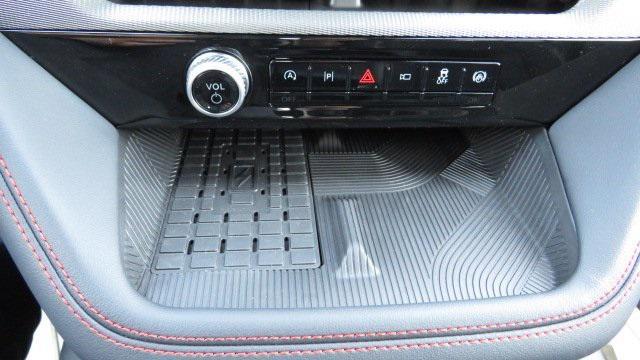 new 2025 Ford Explorer car, priced at $59,084