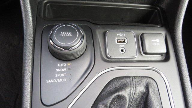 used 2021 Jeep Cherokee car, priced at $21,948