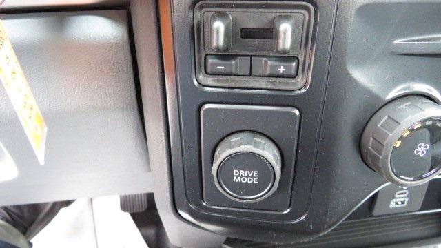 new 2025 Ford F-250 car, priced at $46,885
