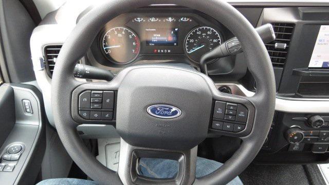 new 2025 Ford F-250 car, priced at $46,885