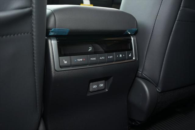 used 2025 Lexus GX 550 car, priced at $89,991