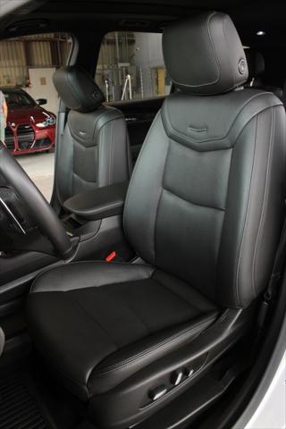 used 2020 Cadillac XT6 car, priced at $35,491