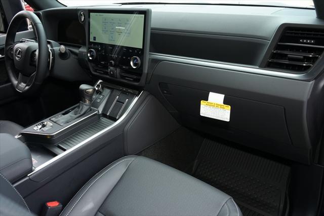 used 2025 Lexus GX 550 car, priced at $86,991