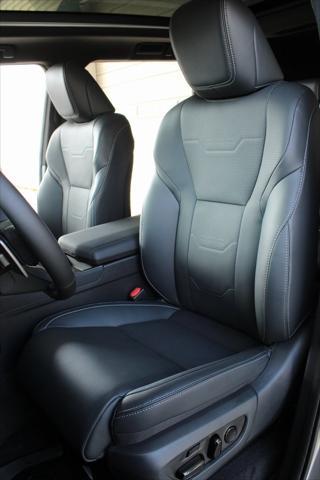 used 2025 Lexus GX 550 car, priced at $97,991