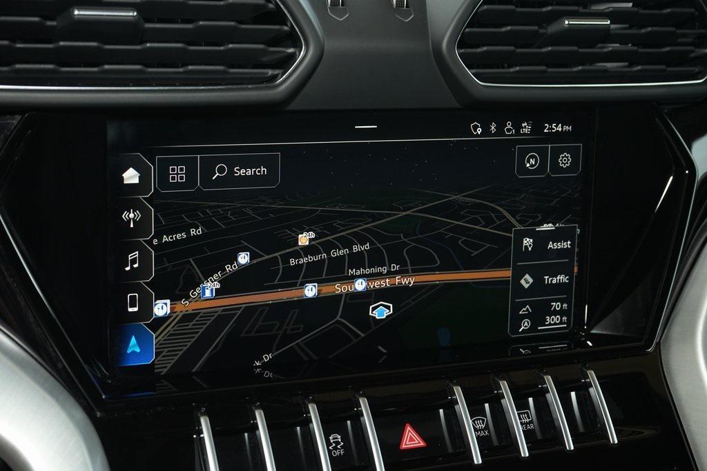 used 2020 Lamborghini Urus car, priced at $188,991