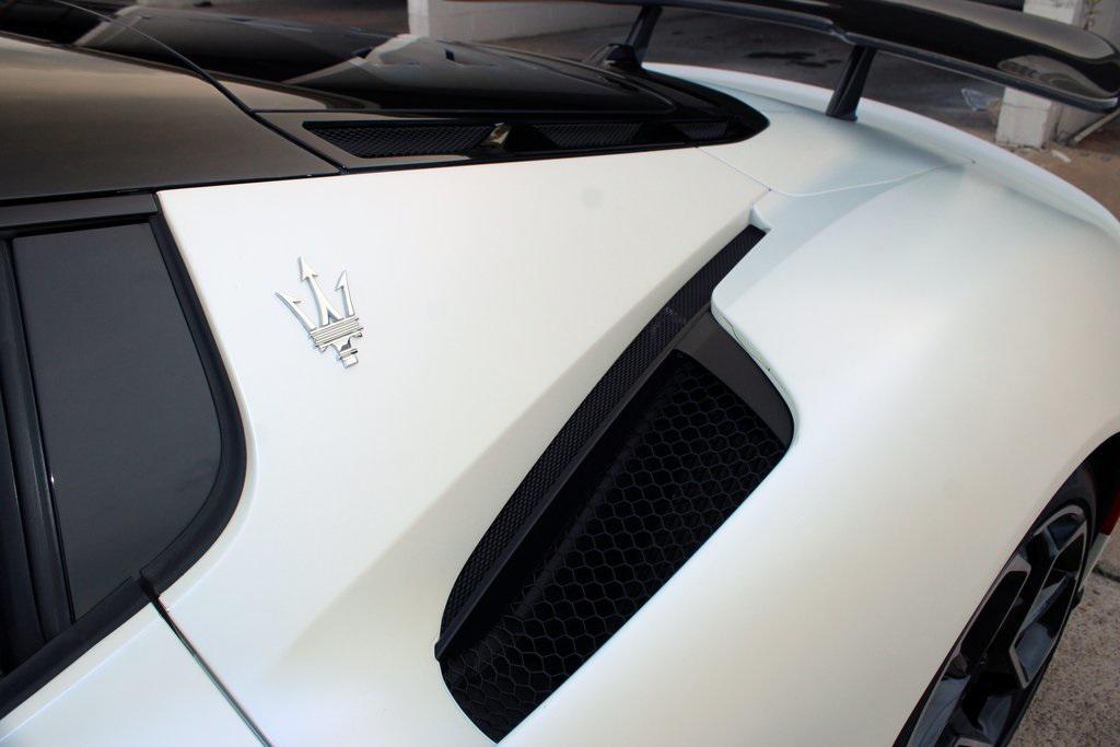 used 2022 Maserati MC20 car, priced at $172,991