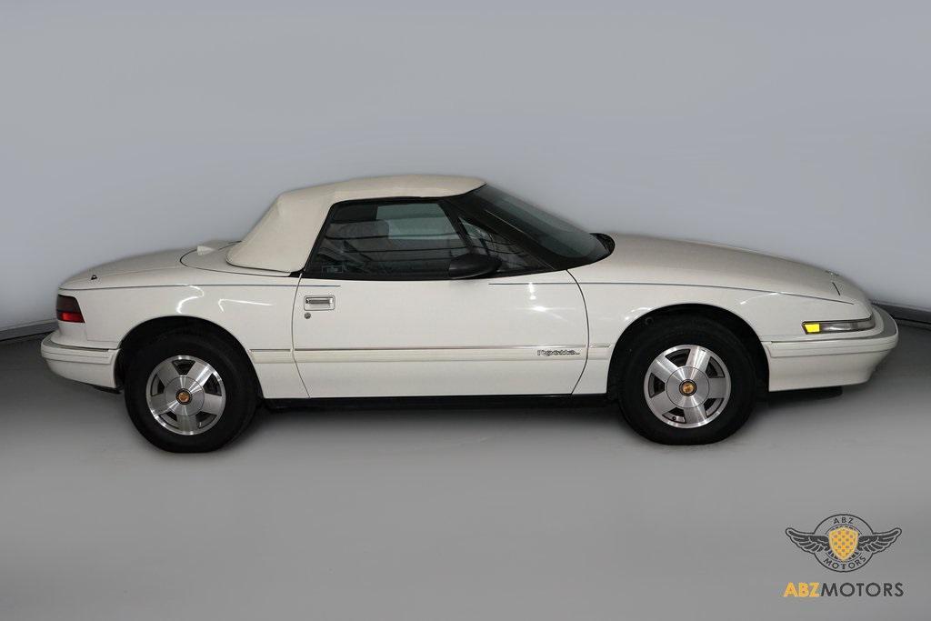 used 1990 Buick Reatta car, priced at $16,991