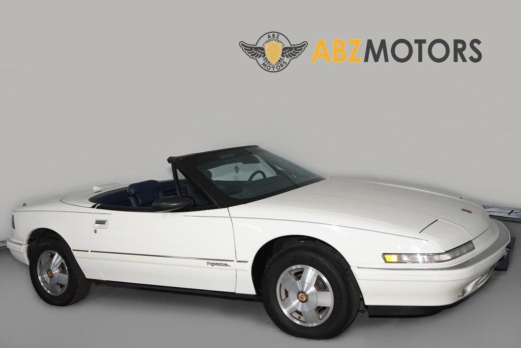 used 1990 Buick Reatta car, priced at $16,991
