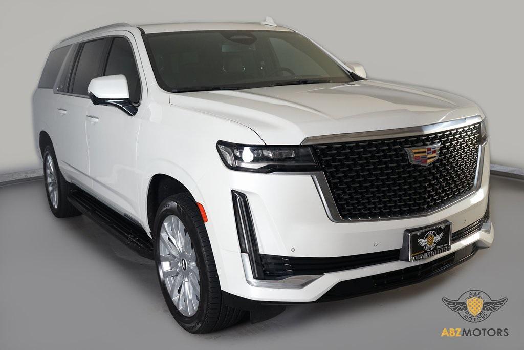 used 2023 Cadillac Escalade ESV car, priced at $59,491