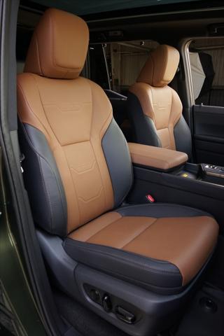 used 2025 Lexus GX 550 car, priced at $98,991