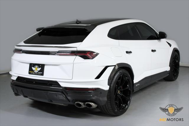 used 2023 Lamborghini Urus car, priced at $282,991