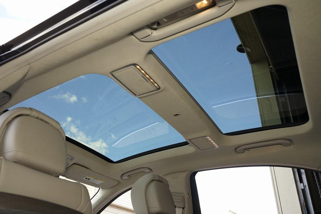 used 2015 Mercedes-Benz S-Class car, priced at $27,991