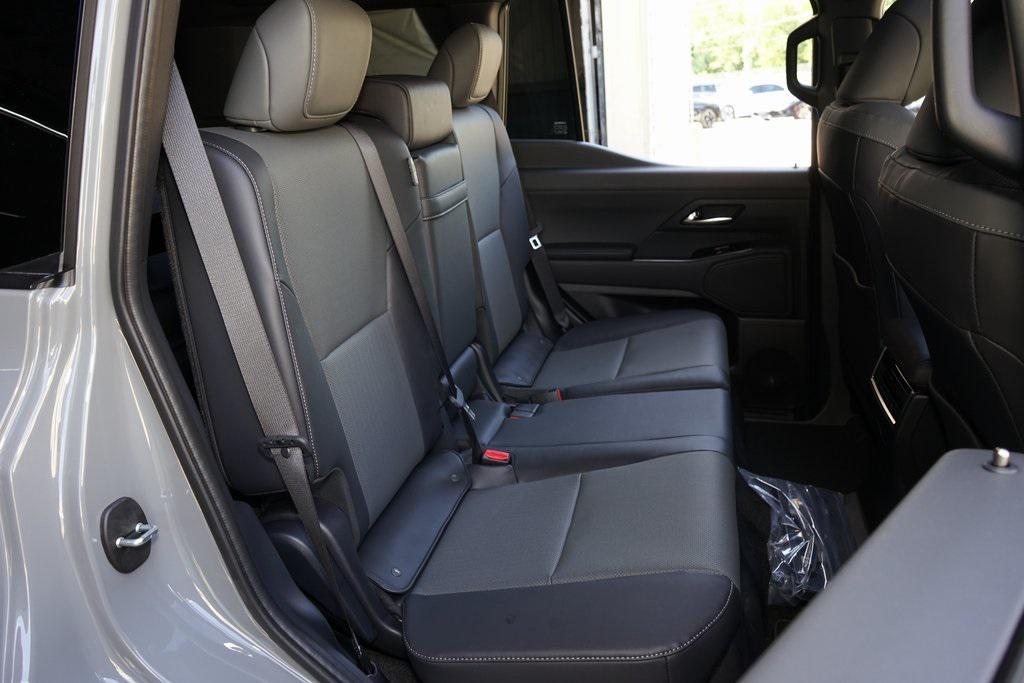 used 2025 Lexus GX 550 car, priced at $85,991