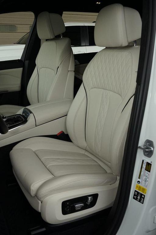 used 2022 BMW X7 car, priced at $68,491