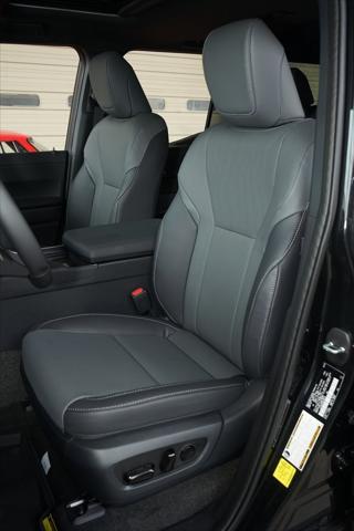 used 2025 Lexus GX 550 car, priced at $84,991