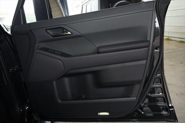 used 2025 Lexus GX 550 car, priced at $84,991