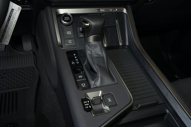 used 2025 Lexus GX 550 car, priced at $84,991