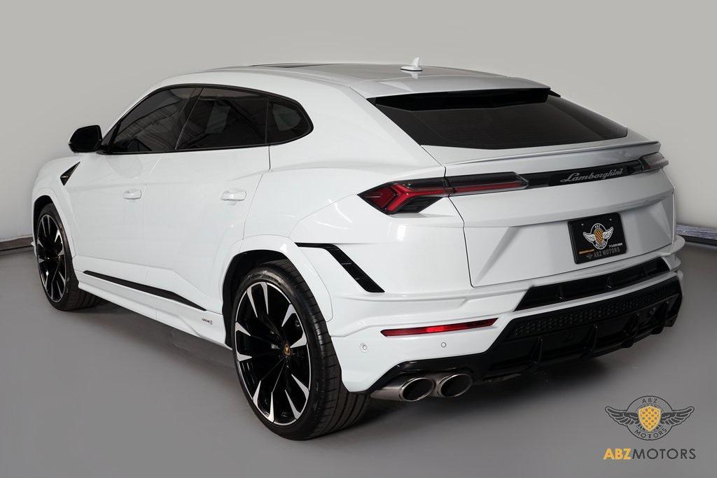 used 2024 Lamborghini Urus car, priced at $257,991