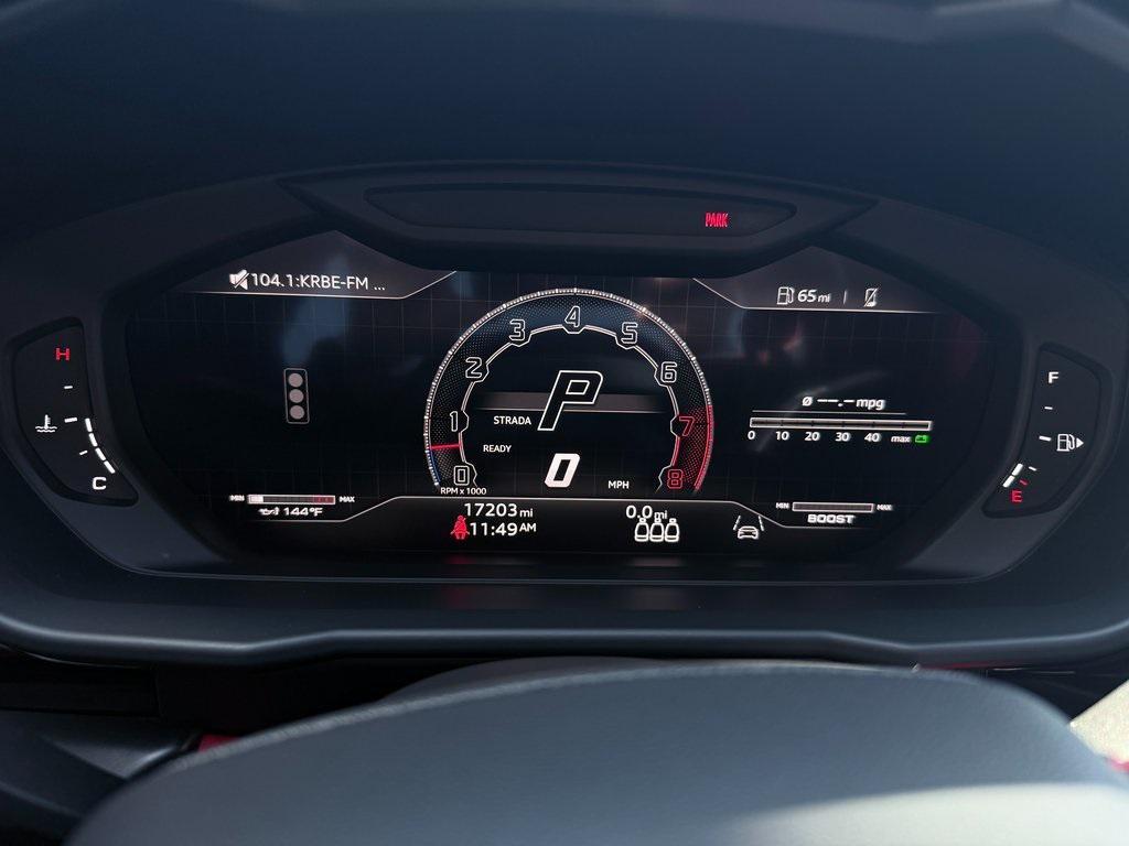 used 2023 Lamborghini Urus car, priced at $235,991