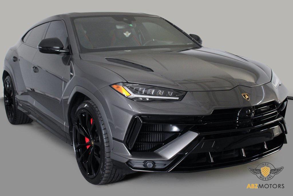 used 2023 Lamborghini Urus car, priced at $235,991