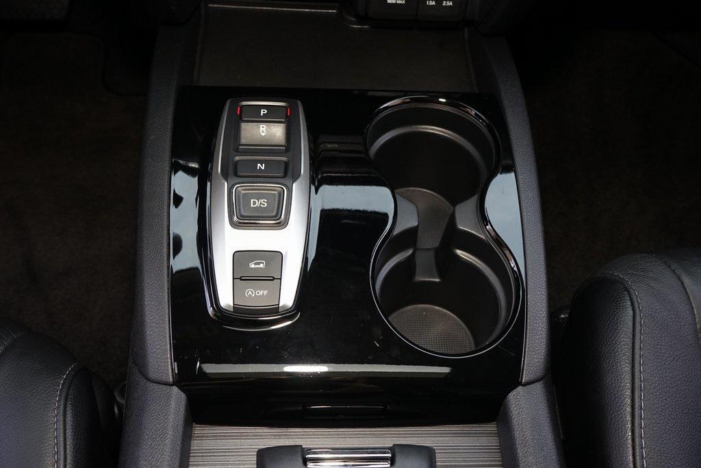 used 2016 Honda Pilot car, priced at $19,491