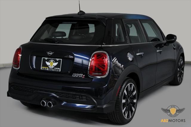 used 2023 MINI Hardtop car, priced at $27,491