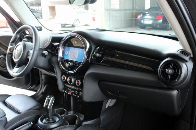 used 2023 MINI Hardtop car, priced at $27,491