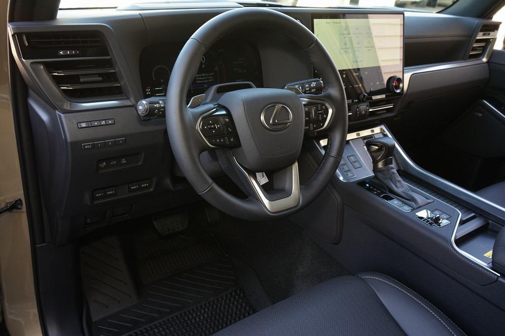 used 2025 Lexus GX 550 car, priced at $99,991