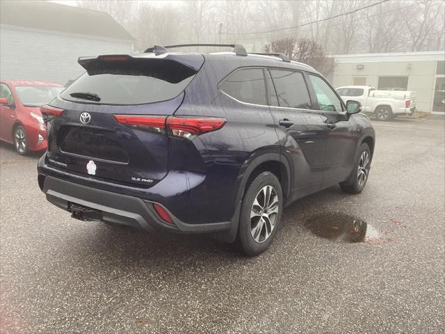 used 2021 Toyota Highlander car, priced at $33,900