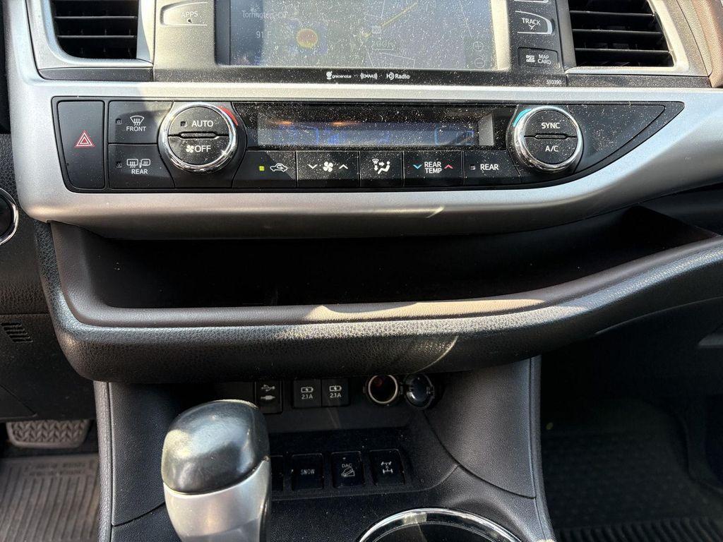 used 2019 Toyota Highlander car, priced at $26,900