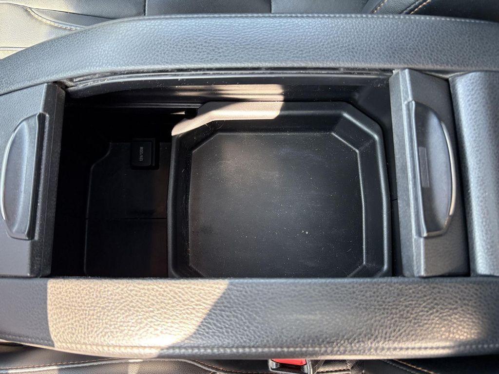 used 2019 Toyota Highlander car, priced at $26,900
