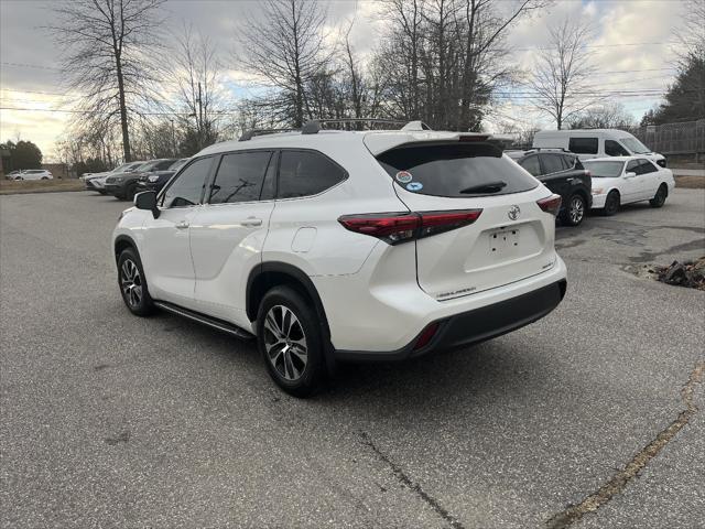 used 2021 Toyota Highlander car, priced at $35,995