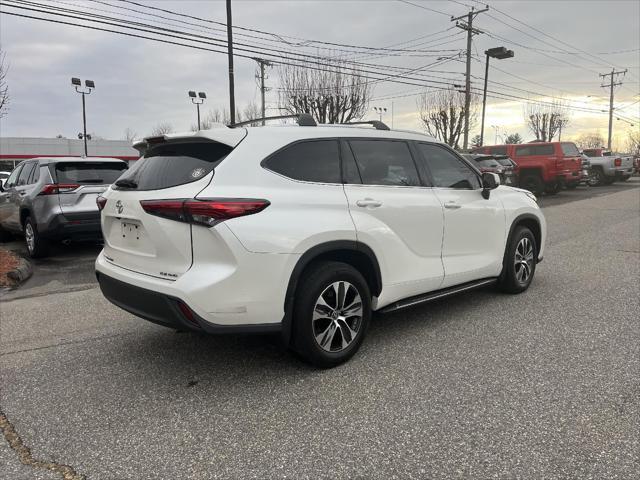 used 2021 Toyota Highlander car, priced at $35,995