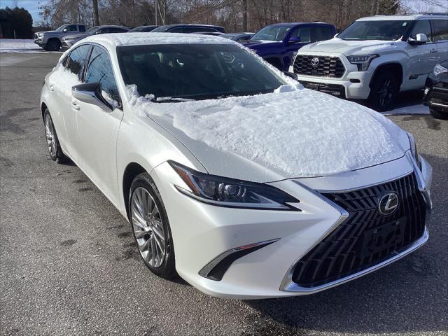 used 2023 Lexus ES 300h car, priced at $39,995