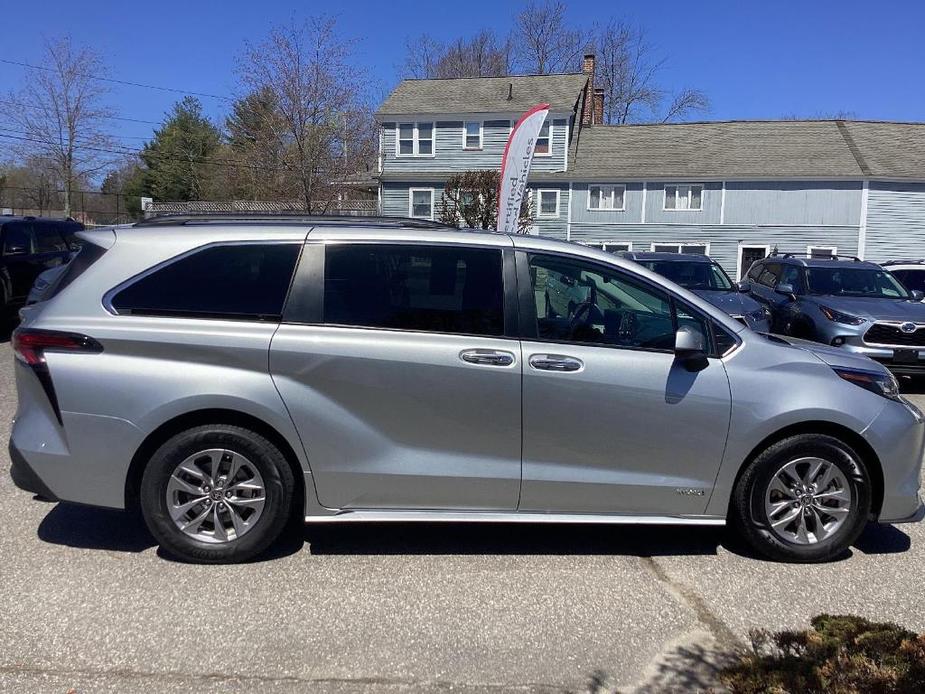 used 2021 Toyota Sienna car, priced at $34,900
