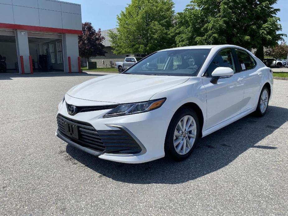 new 2024 Toyota Camry car, priced at $27,708