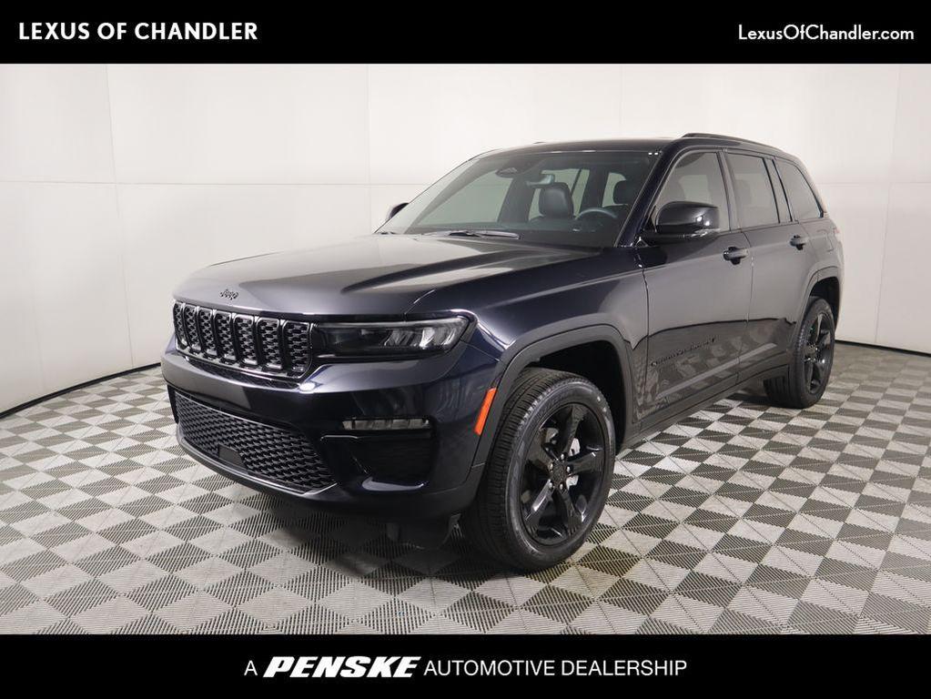 used 2024 Jeep Grand Cherokee car, priced at $35,126