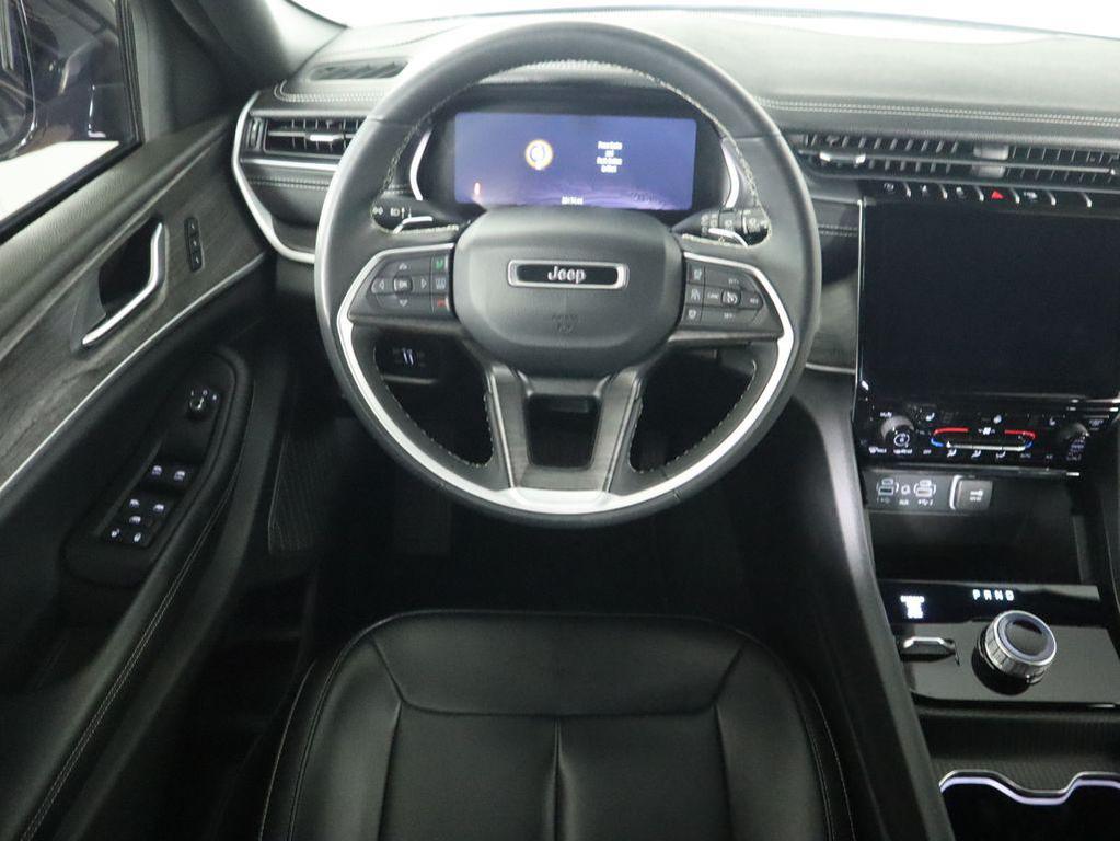 used 2024 Jeep Grand Cherokee car, priced at $35,126