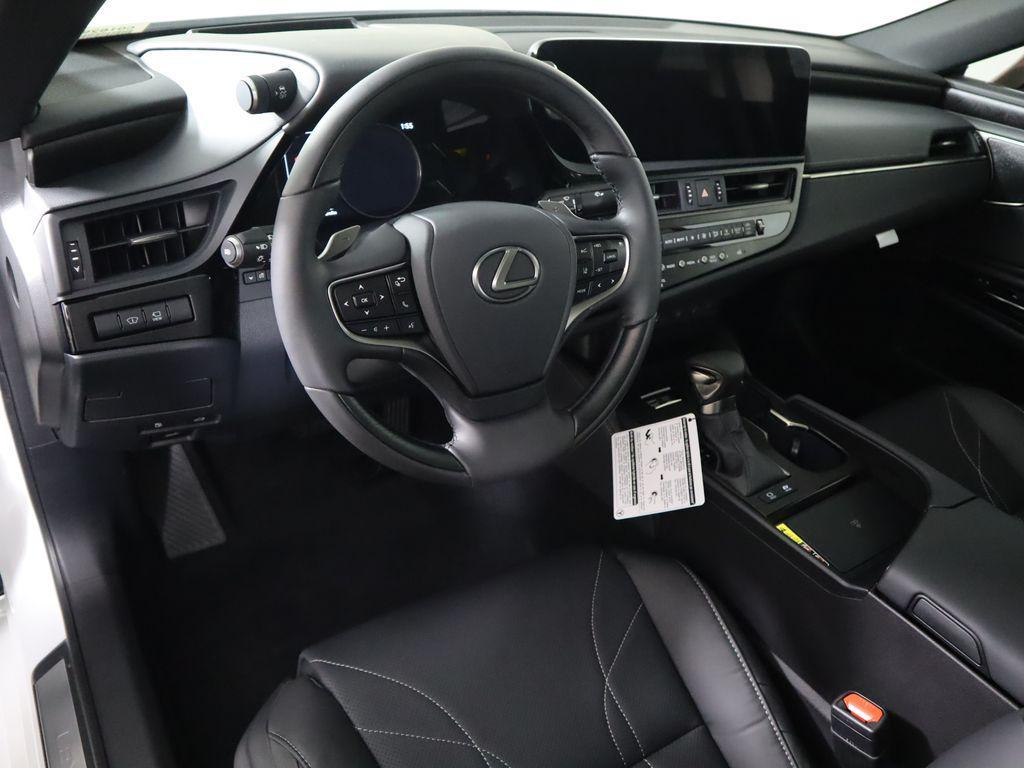 new 2025 Lexus ES 300h car, priced at $56,784