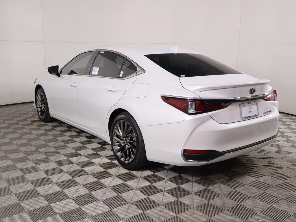 new 2025 Lexus ES 300h car, priced at $56,784