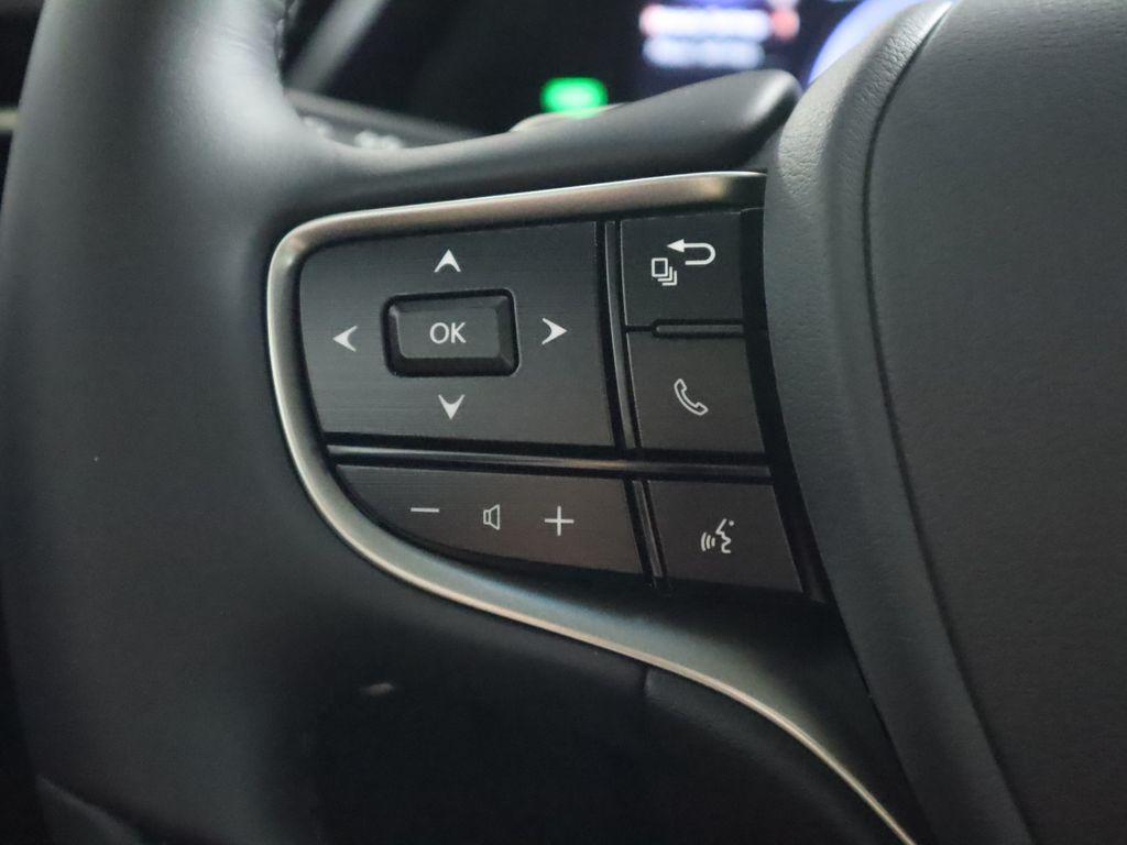 new 2025 Lexus ES 300h car, priced at $56,784
