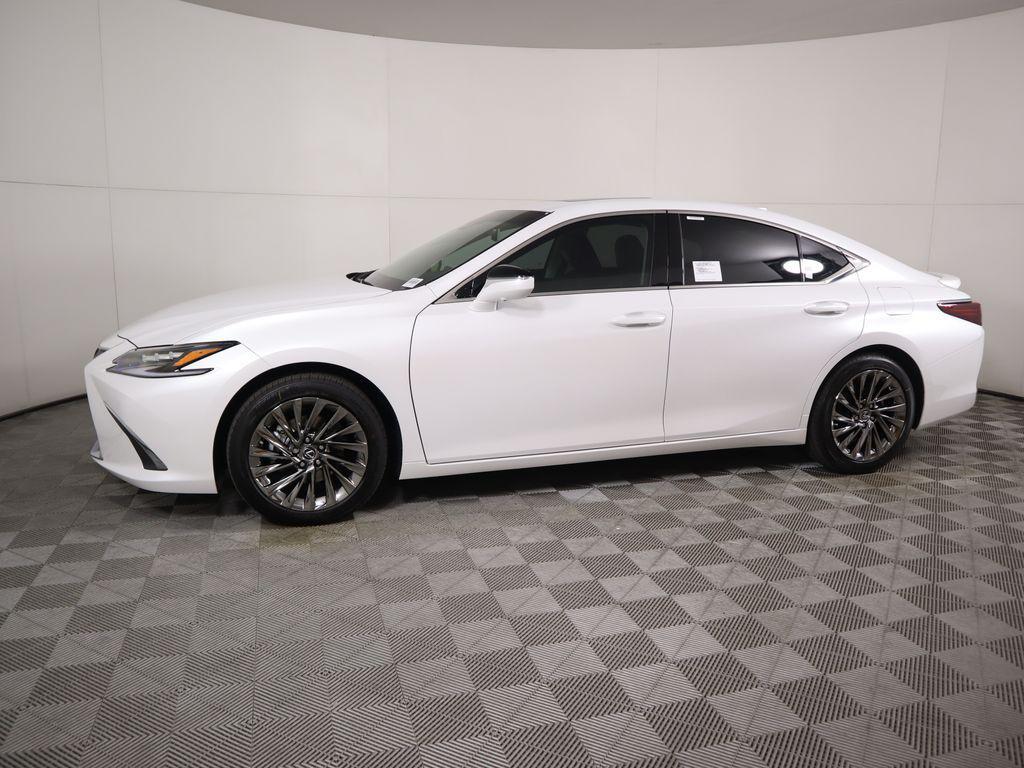 new 2025 Lexus ES 300h car, priced at $56,784