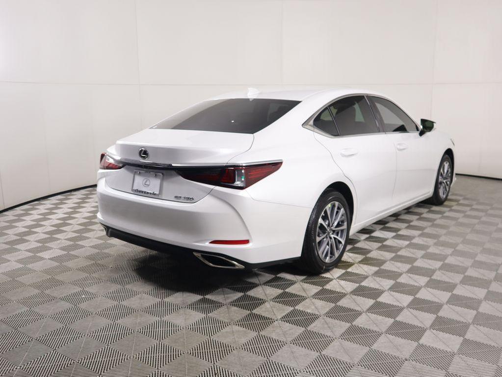 new 2025 Lexus ES 350 car, priced at $45,169