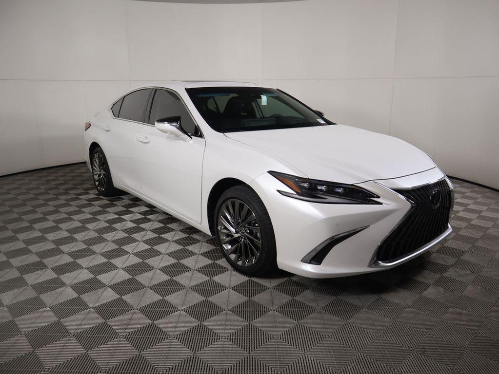 new 2025 Lexus ES 300h car, priced at $56,829