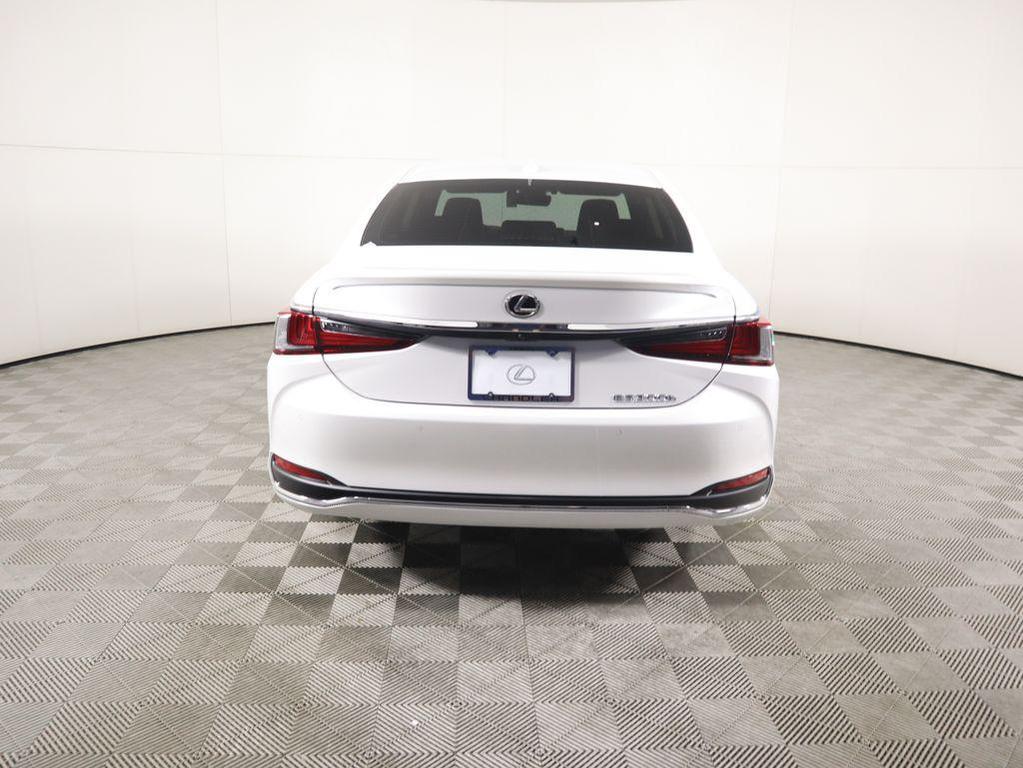 new 2025 Lexus ES 300h car, priced at $56,829