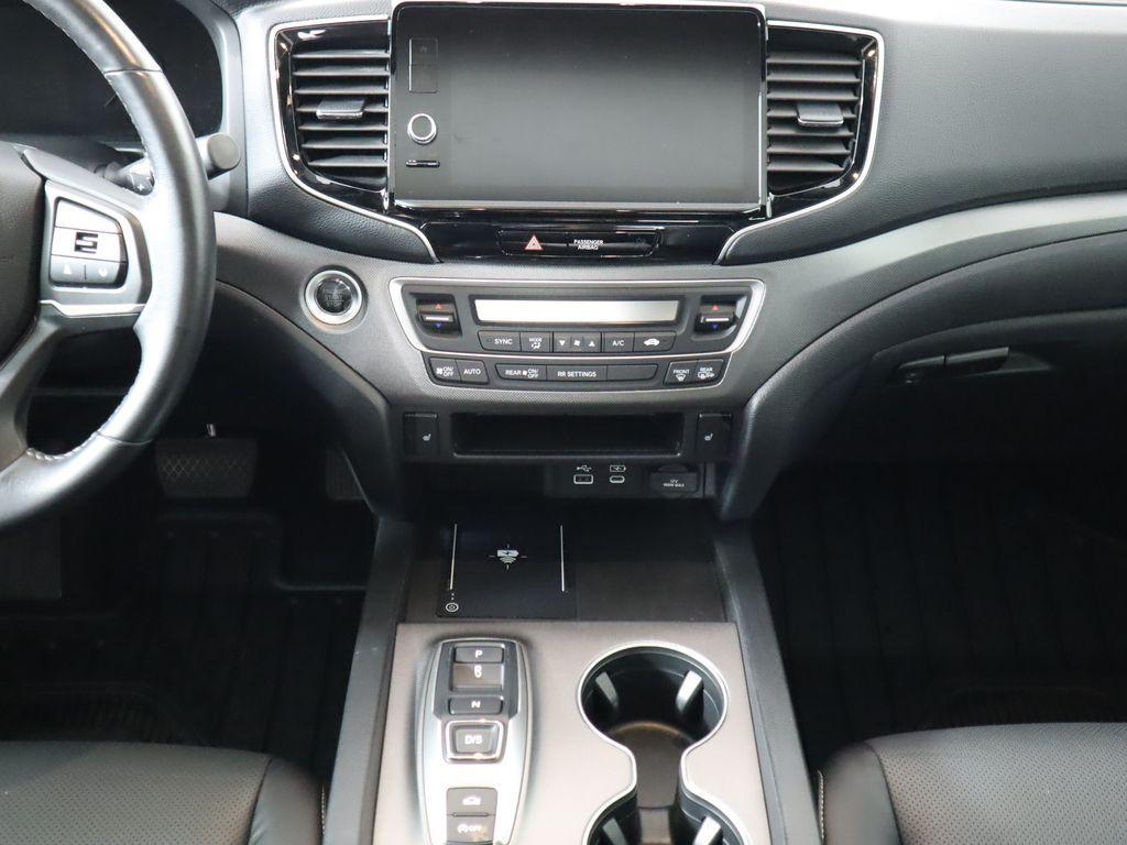 used 2024 Honda Ridgeline car, priced at $31,000