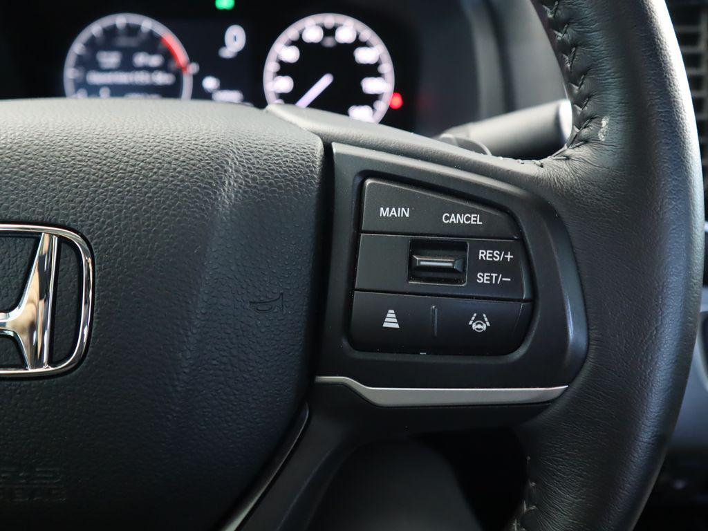 used 2024 Honda Ridgeline car, priced at $31,000